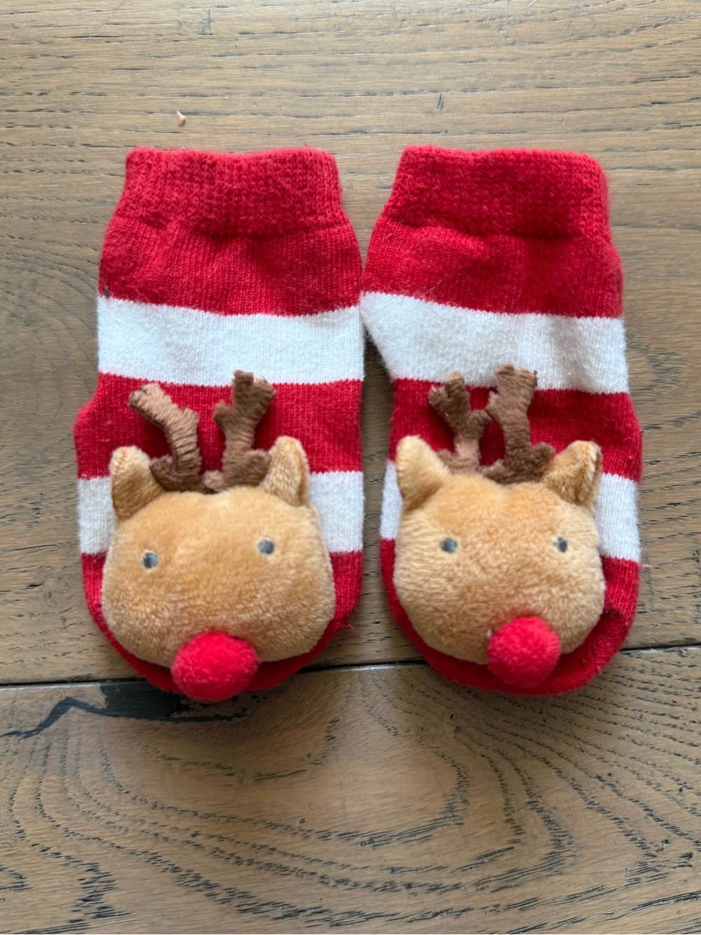 Mud Pie Reindeer Christmas Slipper Socks Red White